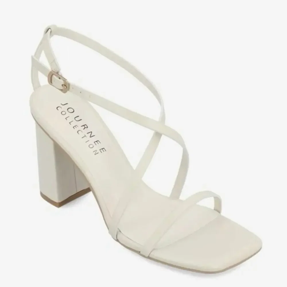 NEW Journee Collection Lenorra Comfort Foam Covered Block Heel Sandals Ivory 8M